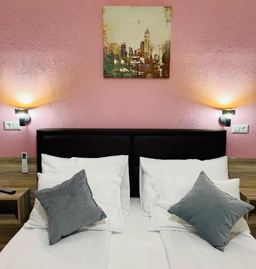 Hotel Casablanca Gorazde エクステリア 写真
